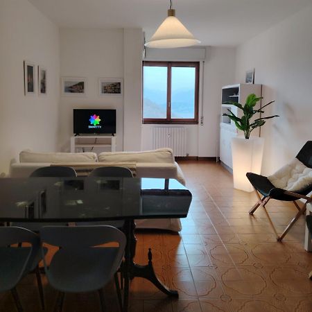 La Casa Di Camilla Apartment Perledo Екстериор снимка